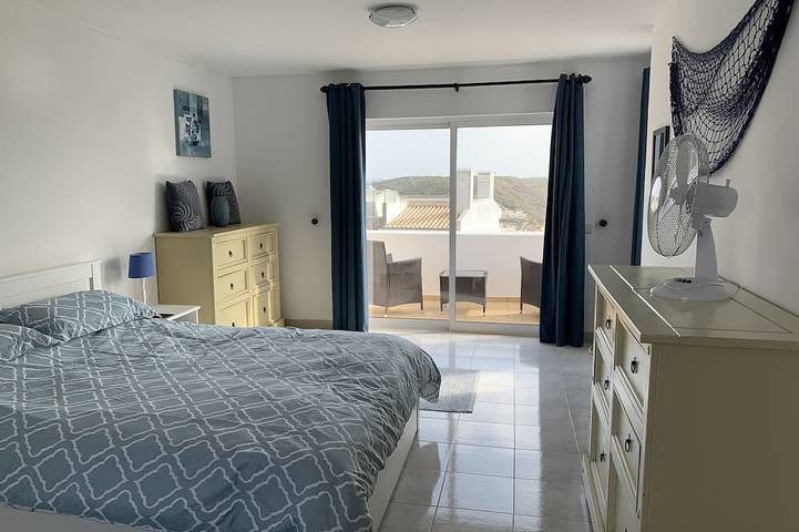 Ferienhaus für 8 Personen, mit Balkon in Salema - 2