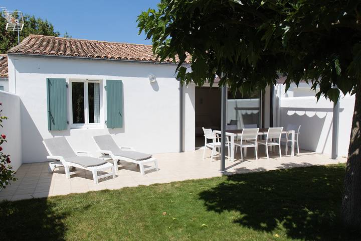 Gîte pour 5 personnes, avec jardin et terrasse