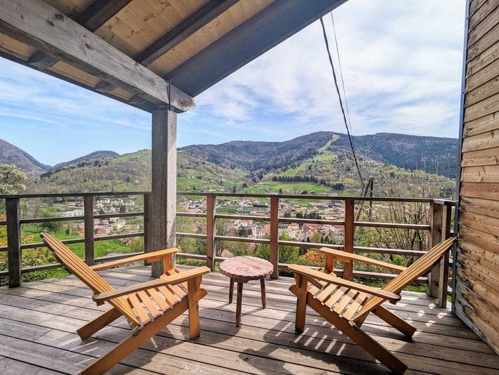 Gîte pour 10 personnes, avec jardin et terrasse, animaux acceptés à Bussang - 2