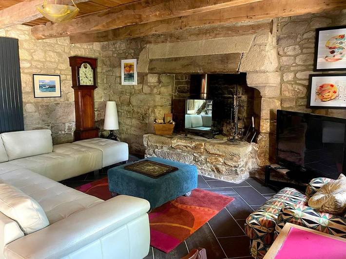 Location de vacances pour 6 personnes, avec vue et jardin à Langoëlan