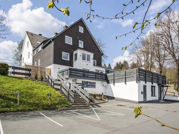 Ferienwohnung für 4 Personen, mit Haustier in Neuastenberg