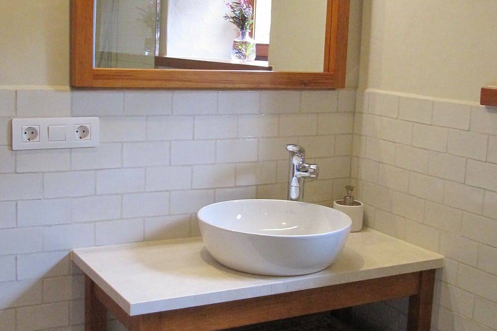 Magnificent property with lots of charm & comfort - private pool, fitness house, sauna in Puntagorda, La Palma North