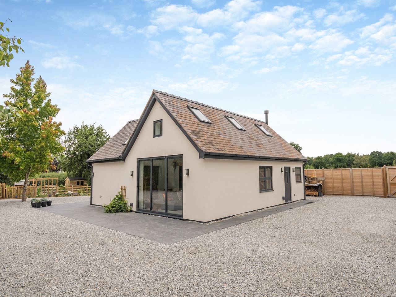 Ysgubor Caemai in Wrexham region