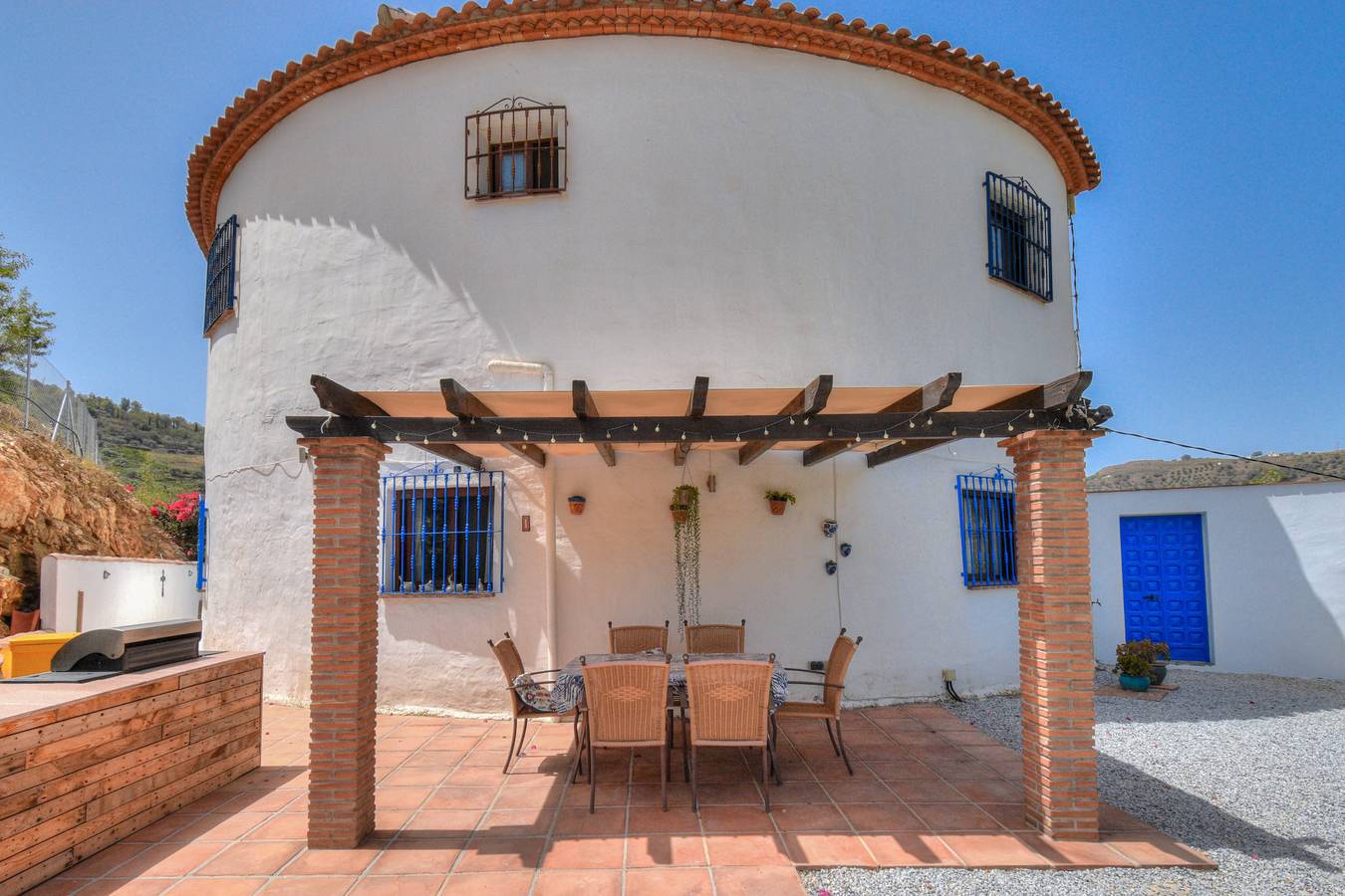 Geheel vakantieappartement, Casa Redonda a tranquil spacious apartment in Cómpeta, Costa del Sol