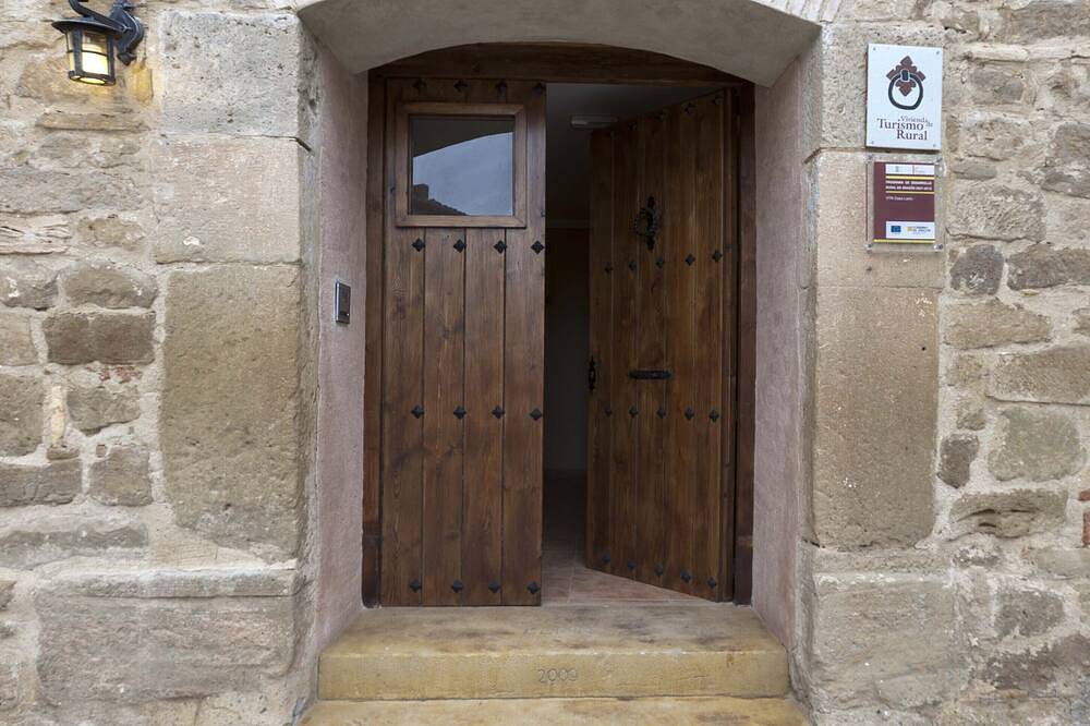 Quiet house to disconnect in Loarre, Huesca Province