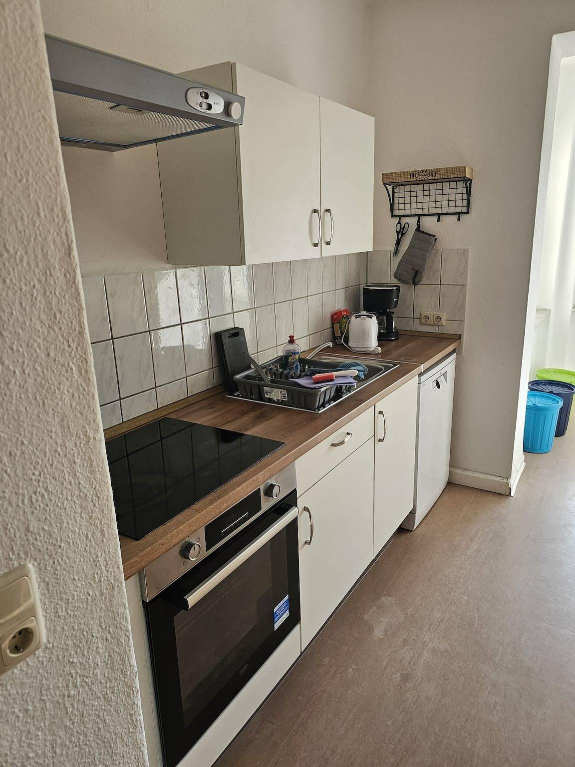 Ganze Ferienwohnung, Voll ausgestattete Monteur- Ferienwohnung direkt an der Raffinerie Leuna in Leuna, Saale-Unstrut