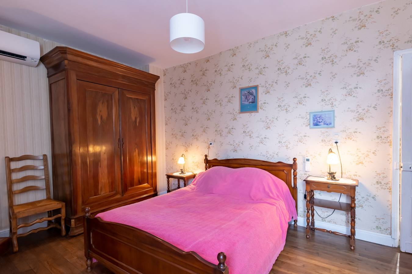 Maison de vacances 'Le Haut Picot' avec terrasse privée, Wi-Fi et climatisation in Bussac, Périgord Blanc