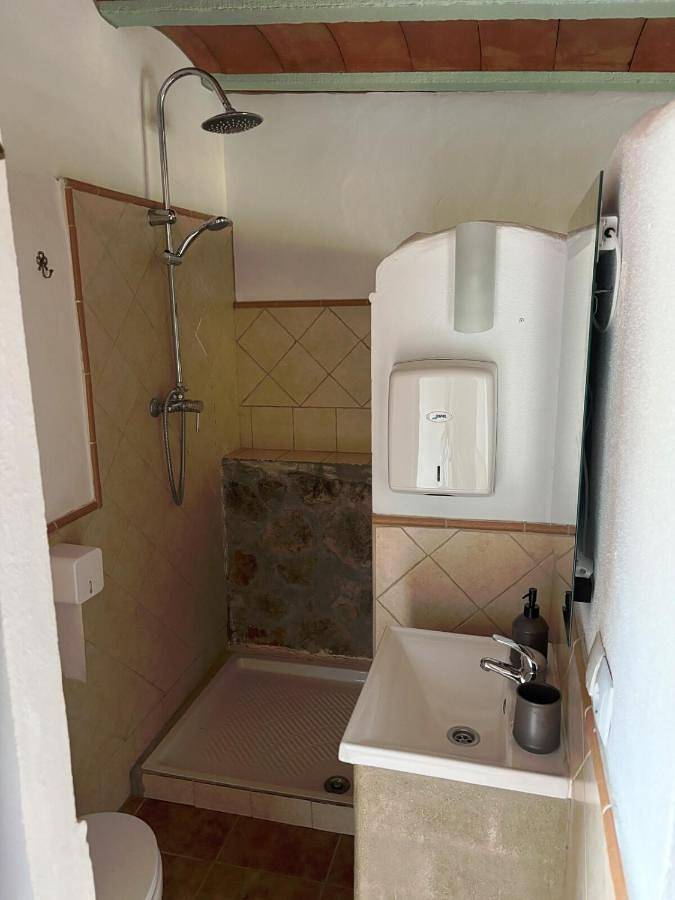 Location de vacances pour 2 personnes, avec terrasse et jardin, animaux acceptés dans El Colmenar - 4