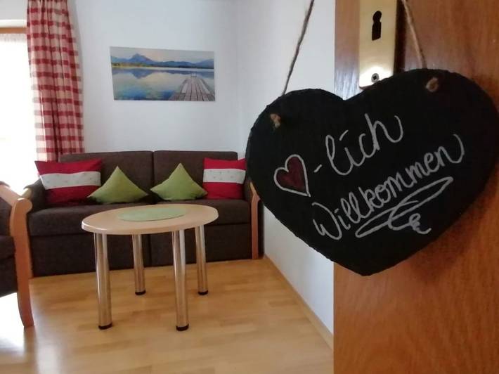 Ferienwohnung für 4 Personen, mit Terrasse in Hopferau