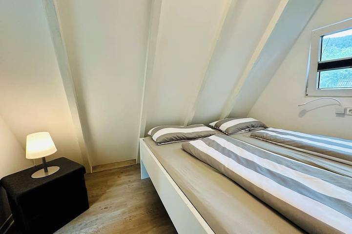 Chalet für 4 Personen, mit Terrasse und Garten im Pfälzer Wald - 3