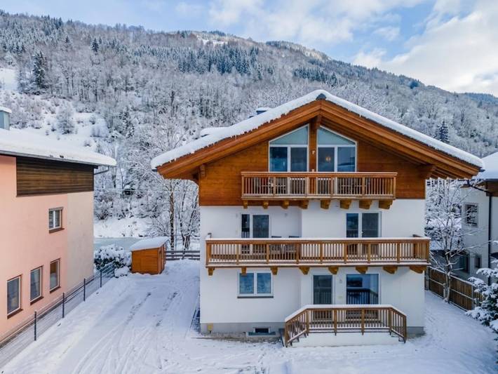 Ferienhaus für 20 Personen, mit Garten und Sauna