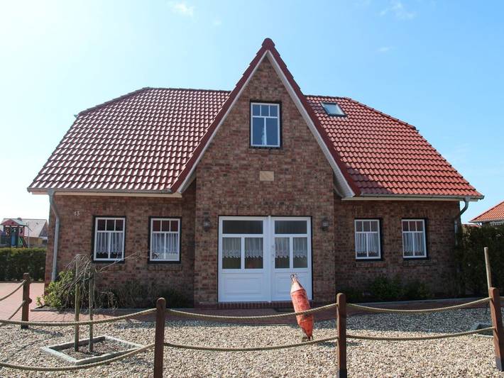 Ferienhaus für 8 Personen, mit Terrasse und Garten sowie Sauna