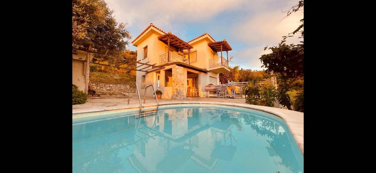 Hikers Villa Trail 5 & 6 in Kalyvia, Sporades