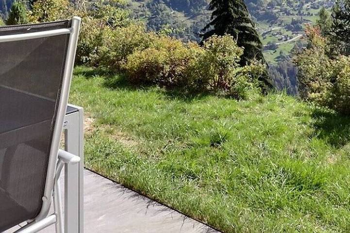 Ganze Wohnung, Komfortables Studio für 2 bis 3 Personen, Wohnzimmer mit 1 Doppelbett (140) und 1 Schlafsofa, Kochni in Grimentz, Anniviers