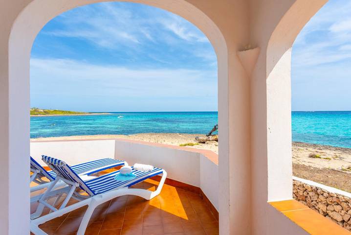 Chalet para 6 personas, con terraza y vistas al mar en las Islas Baleares - 4