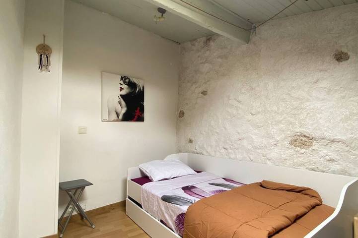 Location de vacances pour 4 personnes à Saint-Geniès-de-Fontedit - 2