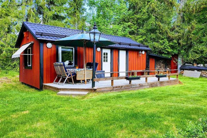 Blockhütte für 4 Personen, mit Terrasse und Garten - 1