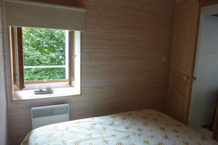 Location de vacances pour 3 personnes, avec terrasse à Ornans - 2