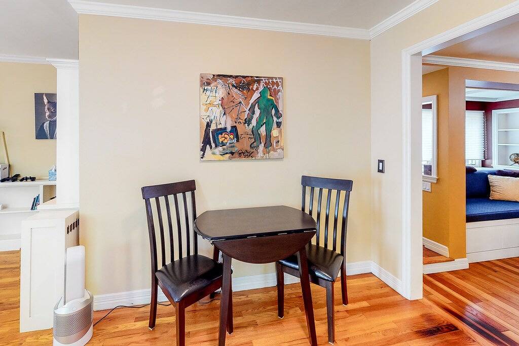 Classic, Dog-Friendly Home w/ Free Wifi, a Washer/Dryer, & Enclosed Backyard in Eugene, Lane County