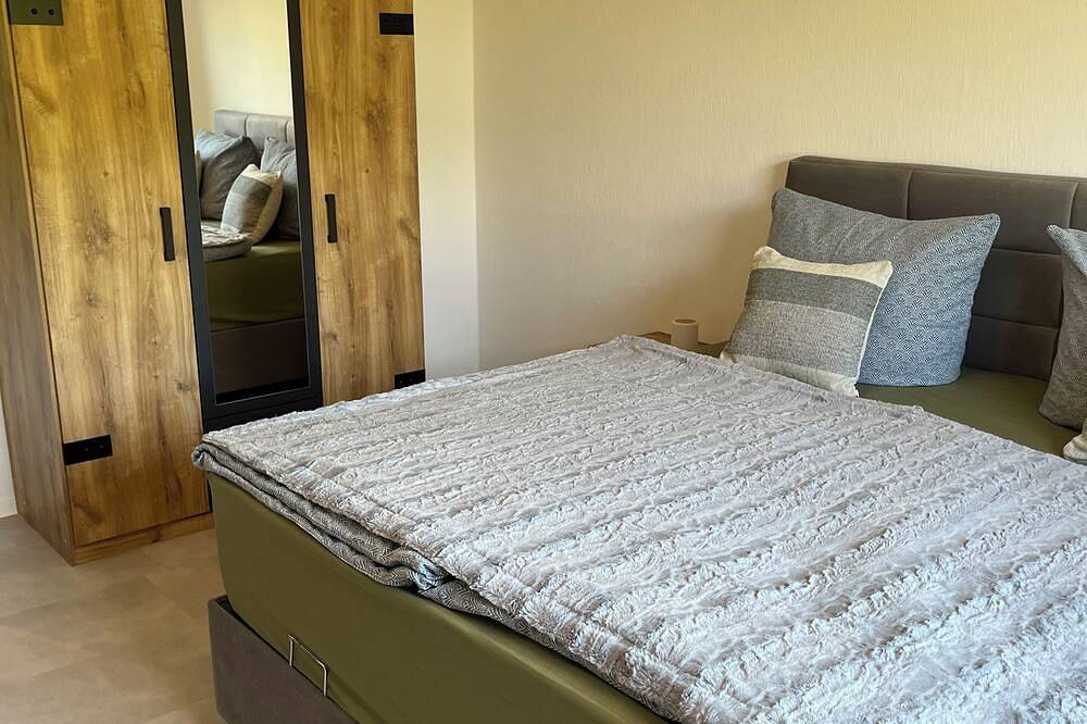 Ganze Wohnung, Ferienwohnung Burkart in Ebersberg, Ebersburg