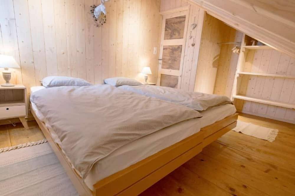 Chalet de la Vue des Alpes by Interhome in Val-de-Ruz, Three-Lakes