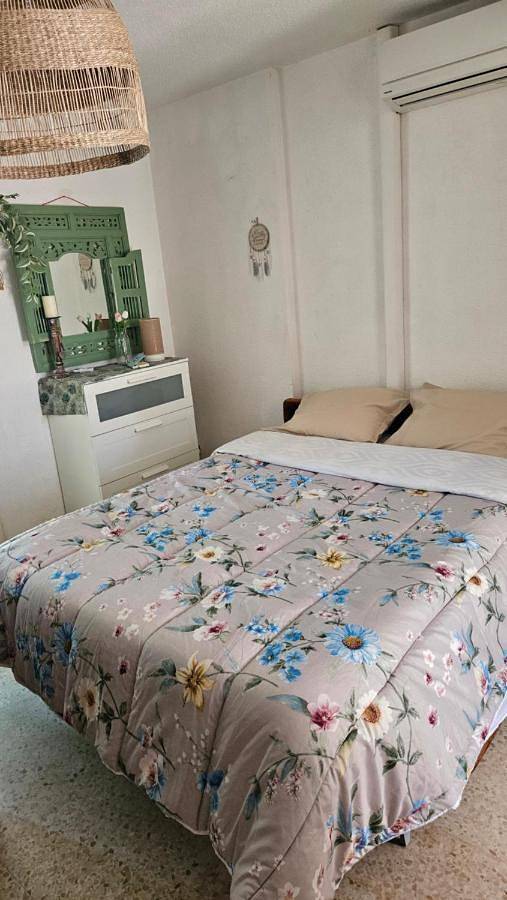 Gîte pour 3 personnes, avec vue et piscine ainsi que terrasse et jardin, animaux acceptés à Quissac - 2