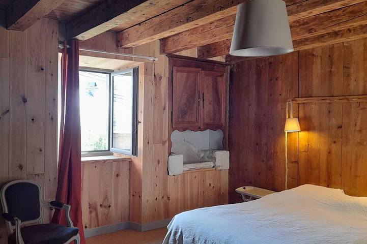 Gîte pour 6 personnes, avec jardin à Bordères-Louron