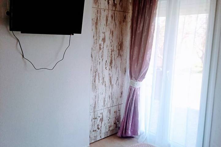 Gîte pour 4 personnes, avec jardin et balcon dans Ormos Panagias - 4