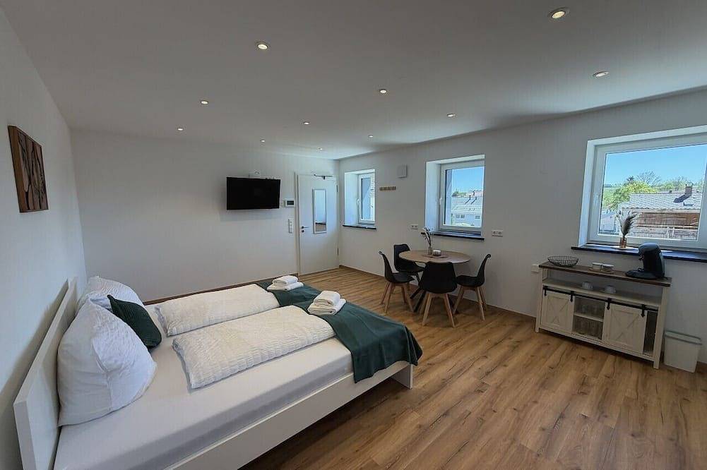 Ganze Wohnung, Compact Studio 14 Min Legoland Burgau | Smart Lock + Wlan in Burgau, Bayerisch Schwaben