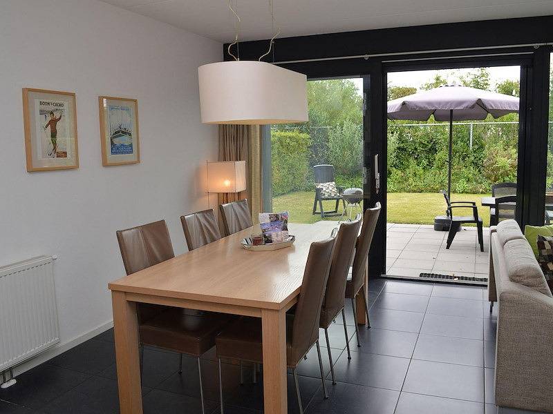 Vakantiefriesland — Geräumige, freistehende Villa mit Sauna in Balk in Balk, Ijsselmeer