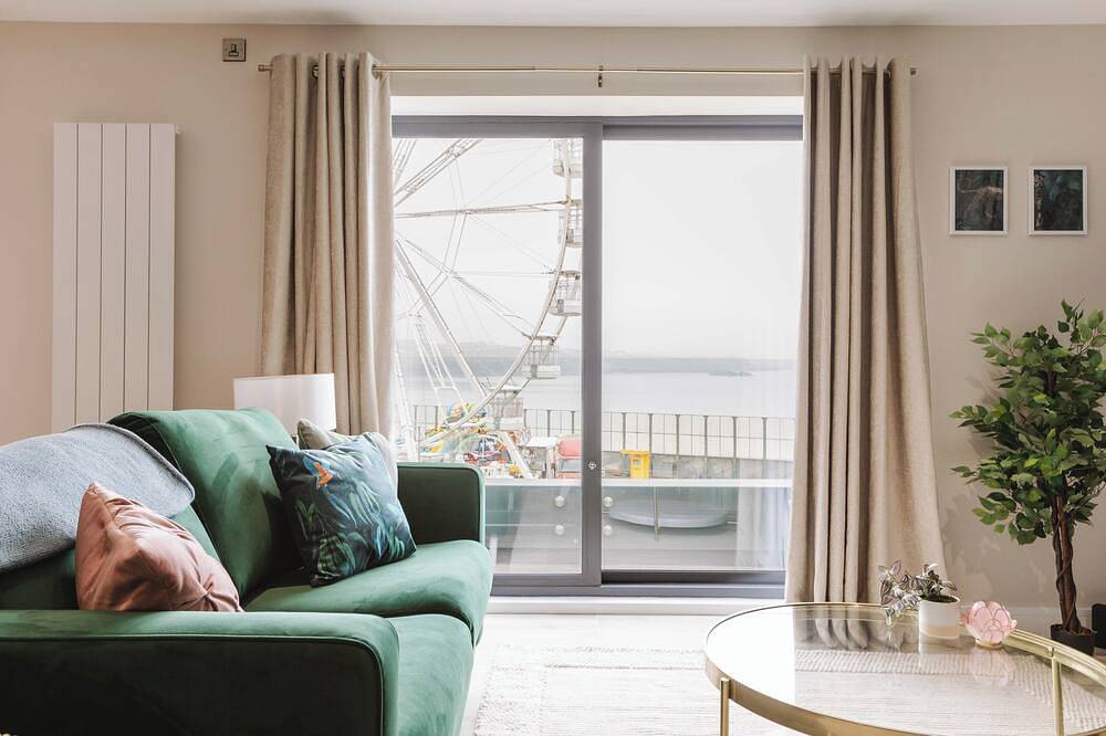 Ganze Wohnung, Awaken your senses to The Amazon and leave feeling inspired & re-energised in Portrush, Nordirland