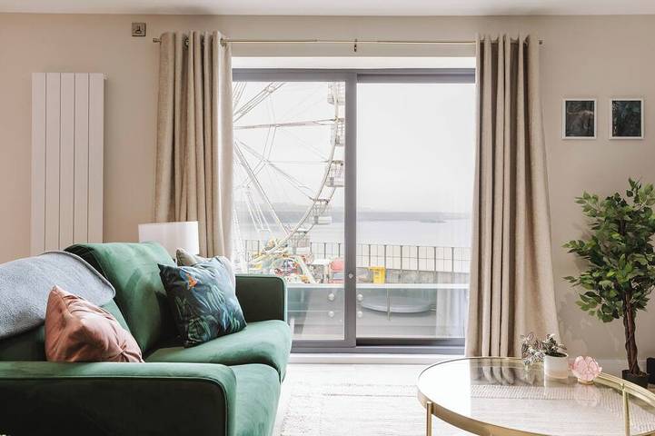 Holiday rental for 7 people, with hot tub and sauna in Portrush