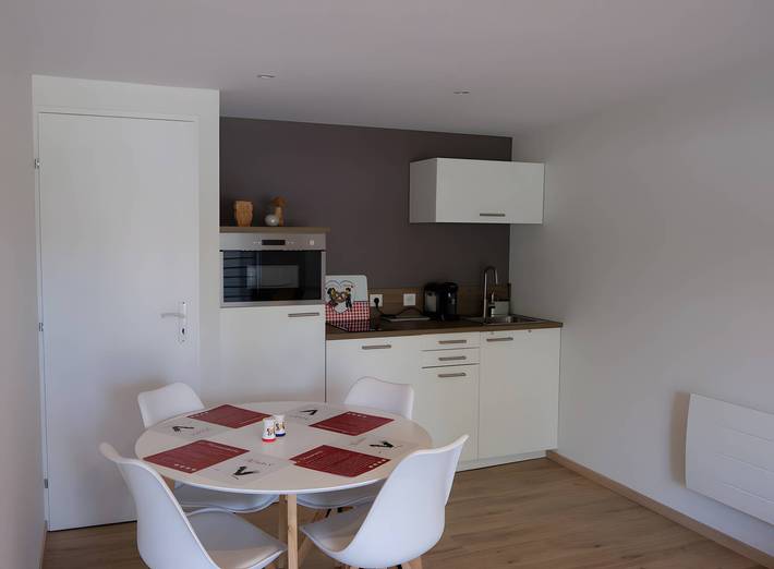 Apartamento entero, Apartamento 'Au Martin Pêcheur Côté Rivière' con Wi-Fi in Plobsheim, Región de Estrasburgo