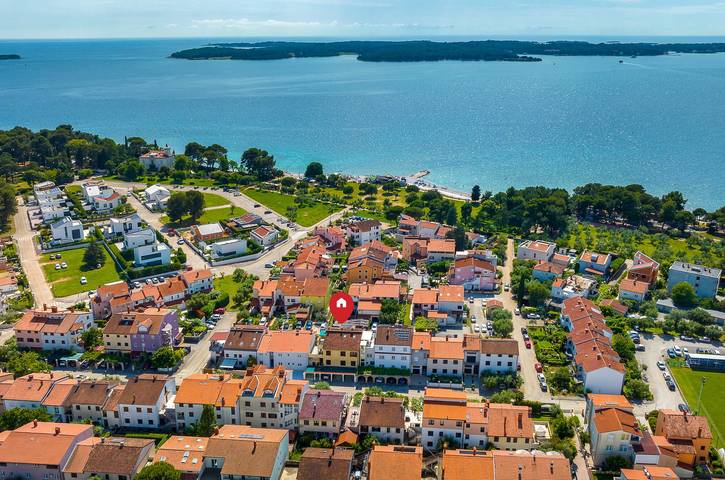 Ferienwohnung für 4 Personen, mit Garten und Balkon in Fazana
