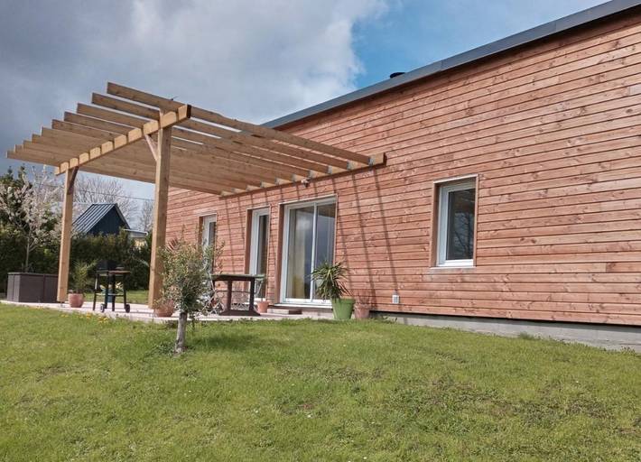 Location de vacances pour 5 personnes, avec vue et jardin à Le Bô - 3