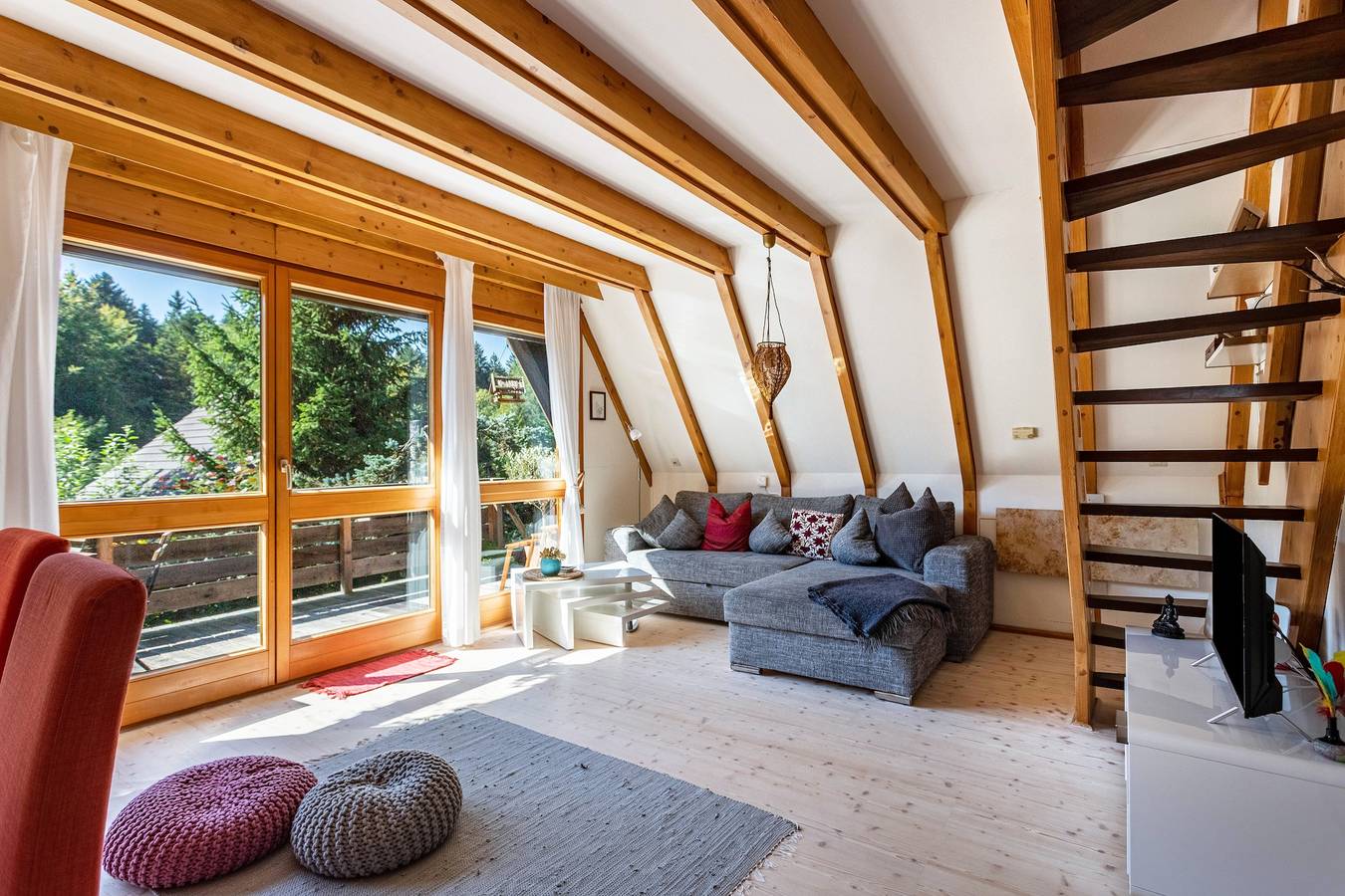 Chalet Charmantes Ferienhaus mit Garten, Natur, Bach, Wald, Ruhe in Siegsdorf, Bayerische Alpen