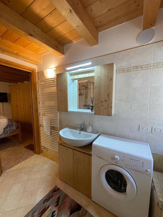 Gîte pour 2 personnes, avec vue ainsi que terrasse et jardin à Sondalo - 3