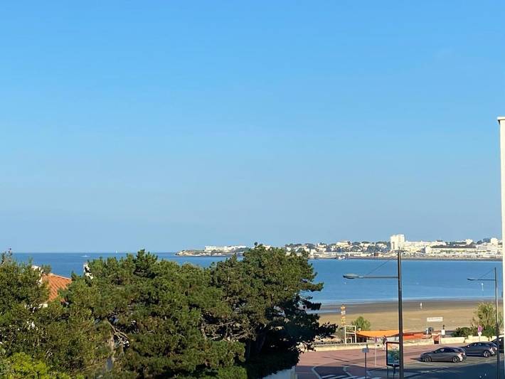 Gîte pour 4 personnes, avec vue et balcon dans Plage de Vallières - 2