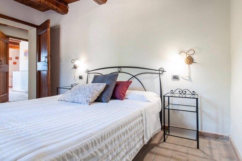 Agriturismo Il Poggio, zwei Ferienhäuser mit Pool, Casa Rosa in Umbertide, Valtiberina