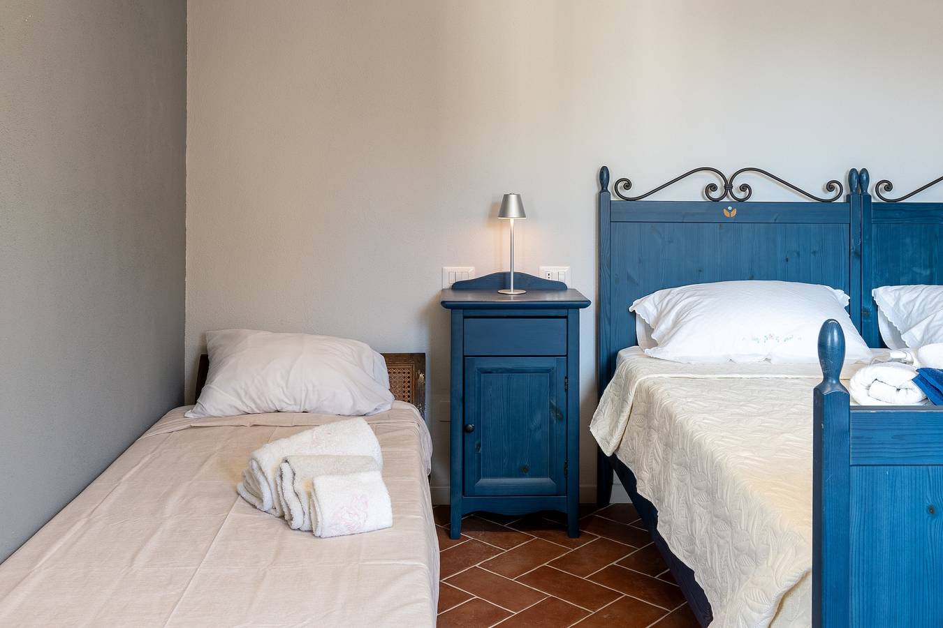 Casa vacanze 'Stanza Azzurra' con Wi-Fi e aria condizionata in Foiano della Chiana, Provincia di Arezzo