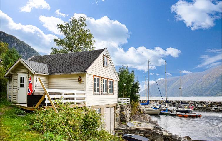Ferienhaus für 4 Personen mit Garten in Hardangerfjord