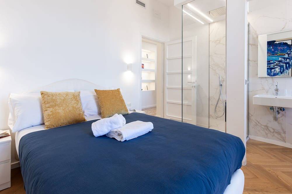 Ganze Wohnung, Adventura Penthouse, modern penthouse with breathtaking city views in Rom, Rom Provinz