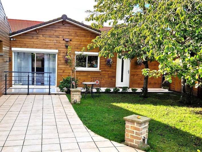 Gîte pour 3 personnes, avec terrasse et vue à Grand-Fort-Philippe - 2