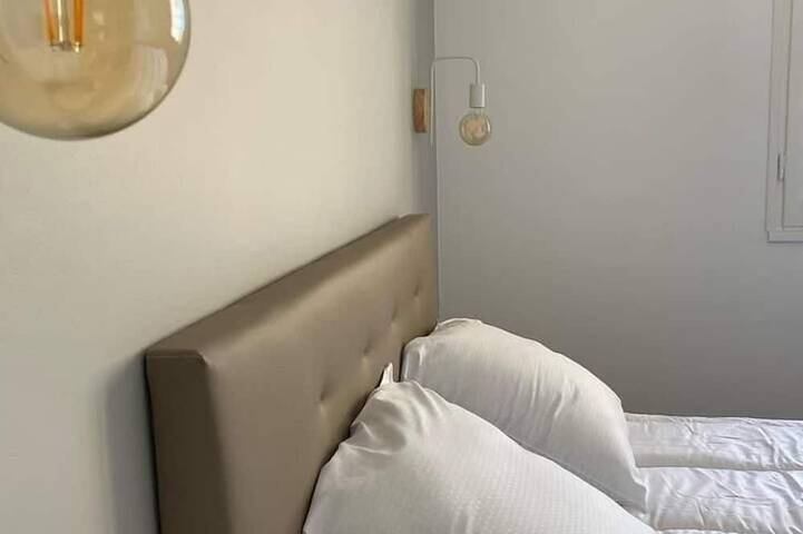 Location de vacances pour 9 personnes, avec jardin à Saint-Jean-de-Serres - 2