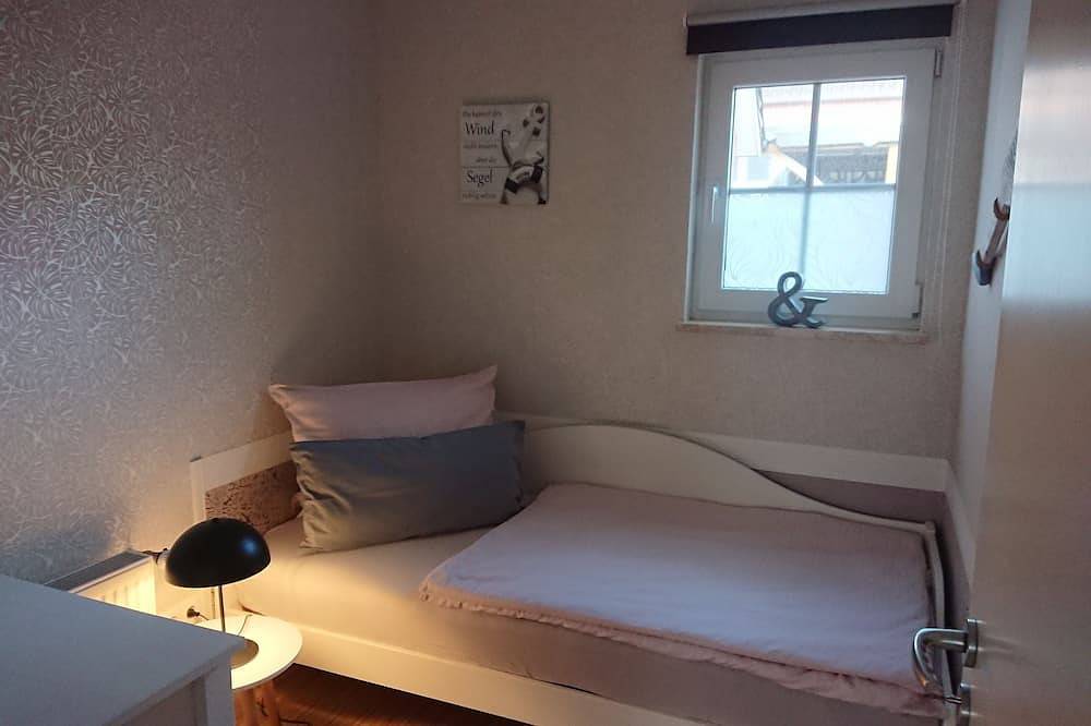 Bungalow 300m to the beach with free beach chair 15.04 - 15.09. in Grömitz, East Holstein