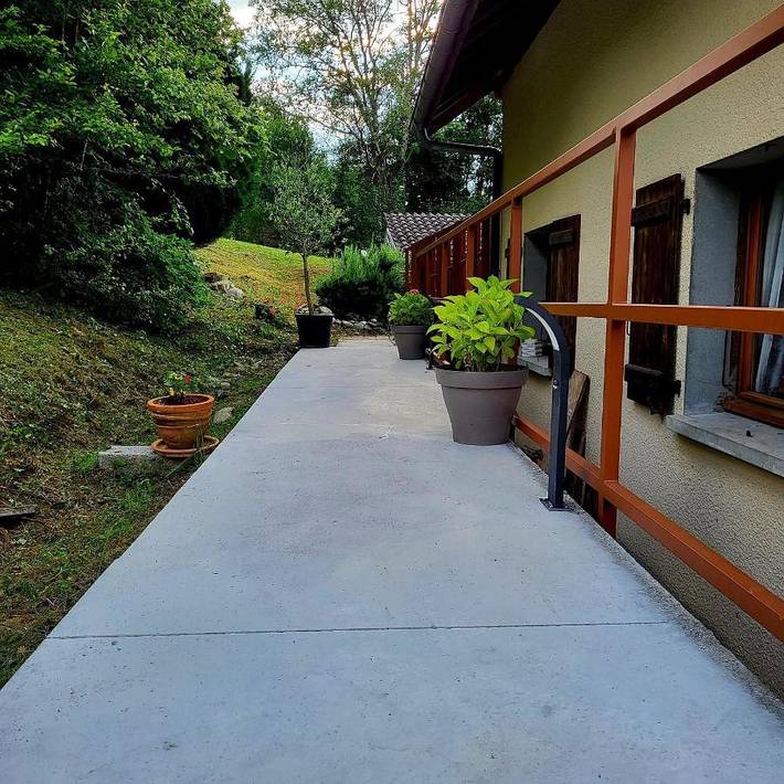 Location de vacances pour 4 personnes, avec balcon ainsi que jardin et vue à Chanaz - 4