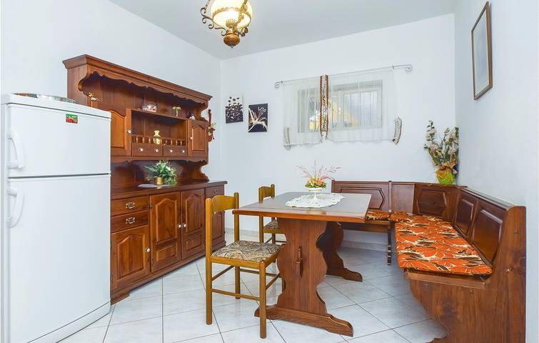 Ferienwohnung für 7 Personen, mit Terrasse, mit Haustier in Omis - 3