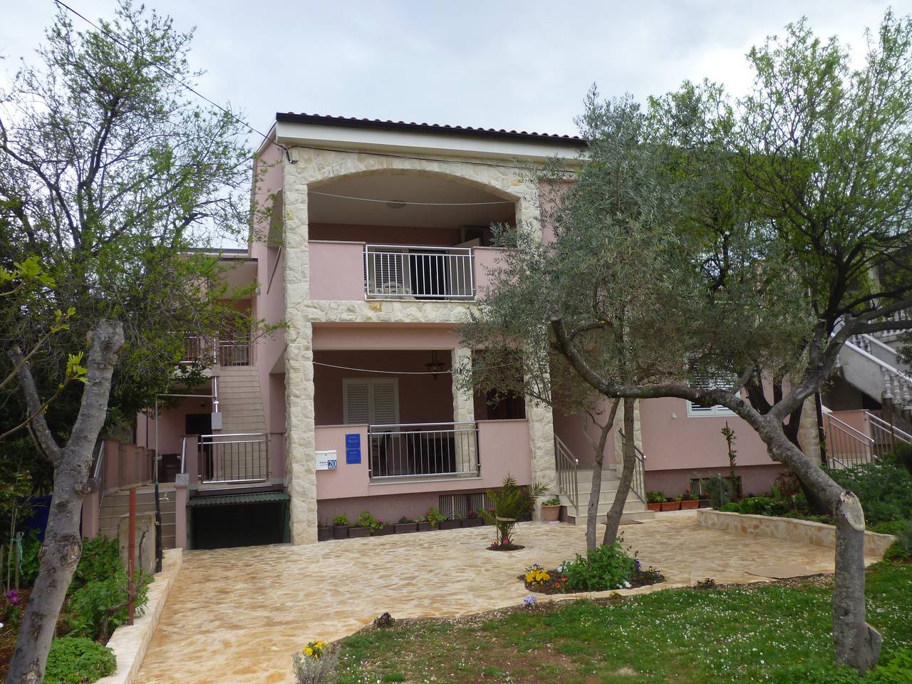 Ganzes Studio, Studio für 2 Personen mit Terrasse in Starigrad, Zadar