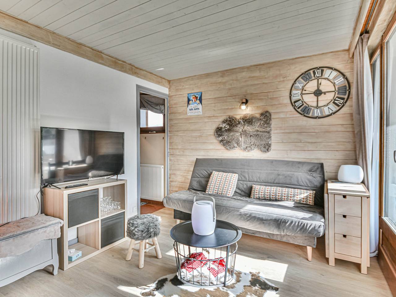 Studio entier, Charmant studio 24m² au cœur des Gets, proche commerces et pistes, balcon exposé Sud in Les Gets, Les Portes du Soleil