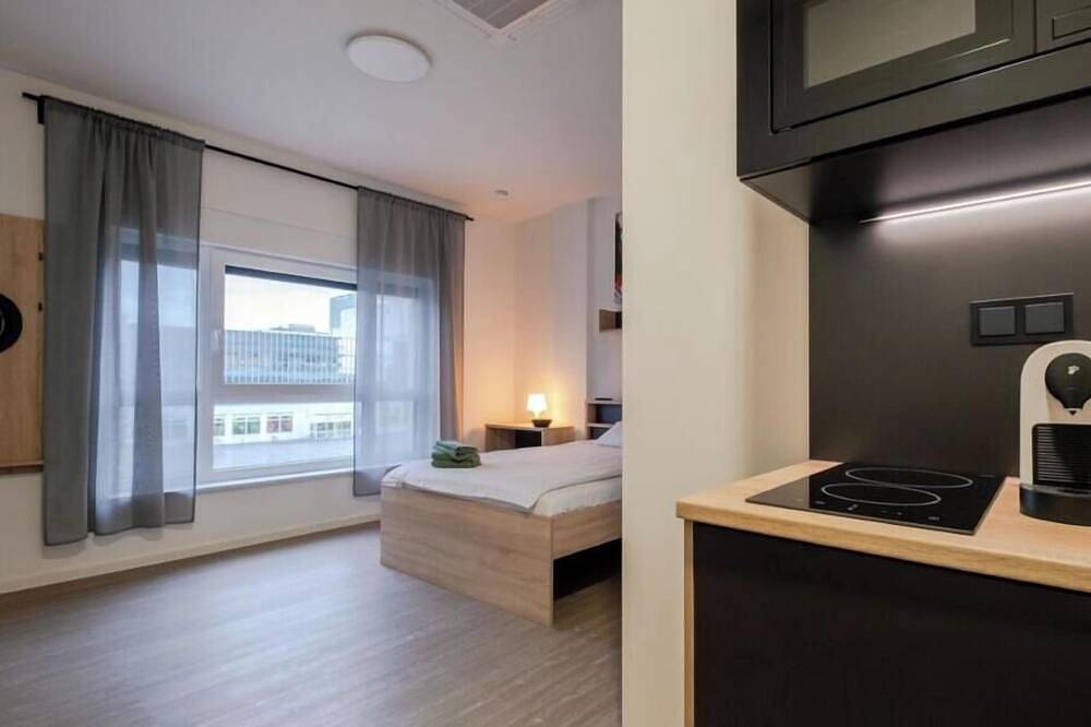 Ganze Wohnung, Doppelzimmer French - Apartment 2P. / Oder als 1P. in Neuss, Rhein-Kreis Neuss